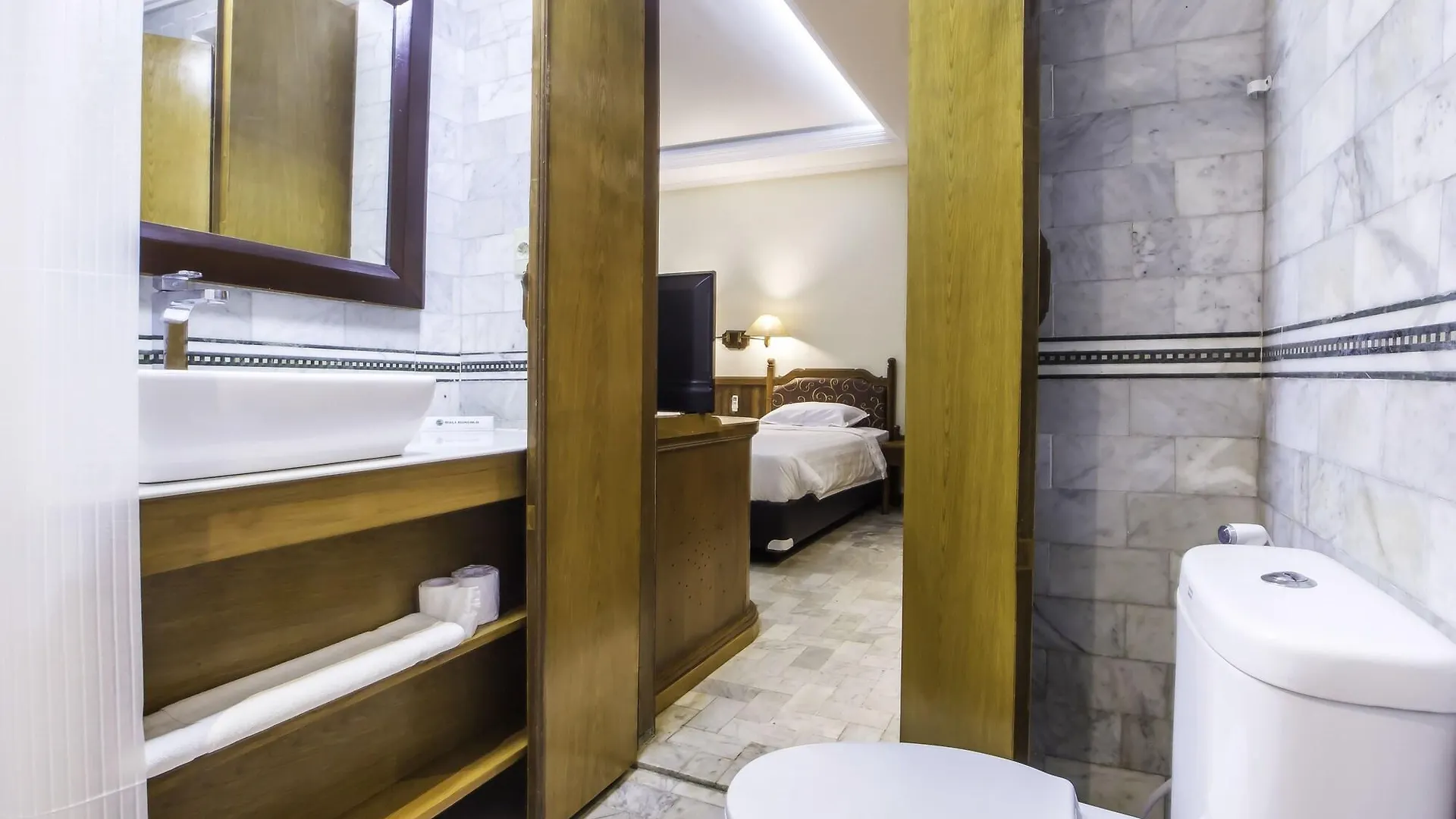 Bali Bungalo Hotel Kuta Lombok