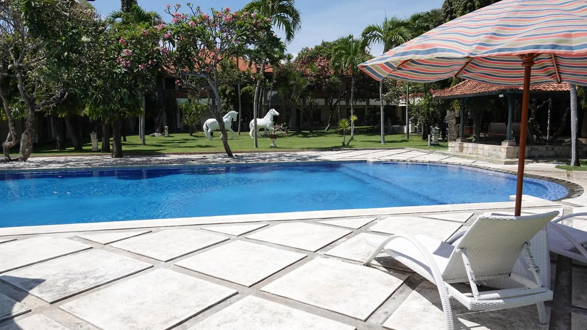 Bali Bungalo Hotel Kuta Lombok 3*,  Indonésie